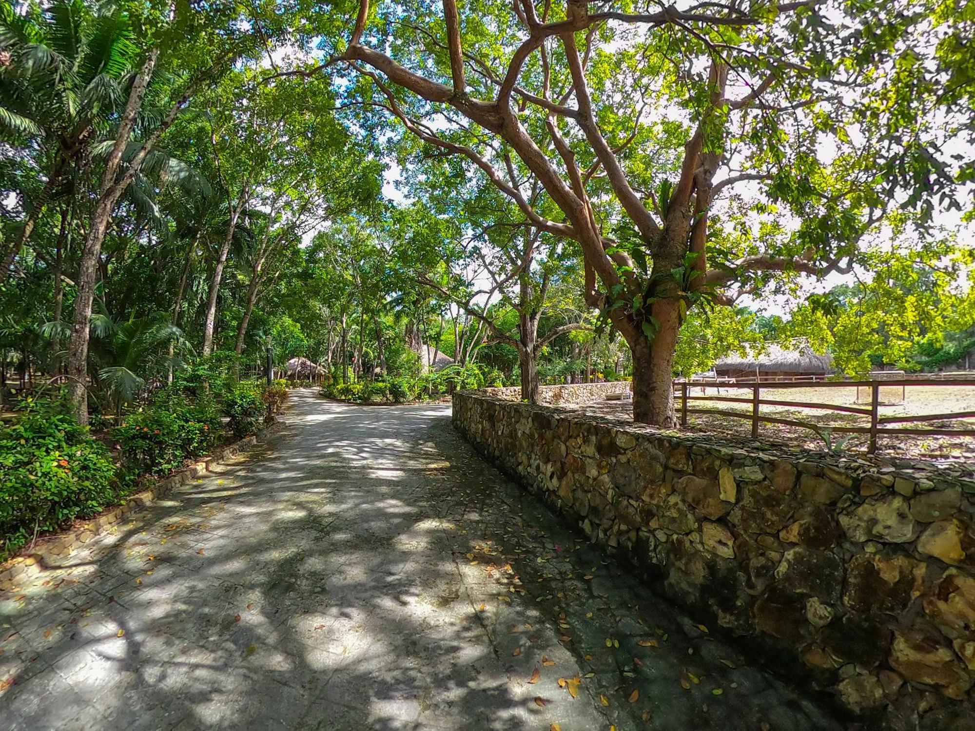 The Mayan Garden Orange Walk Town Экстерьер фото